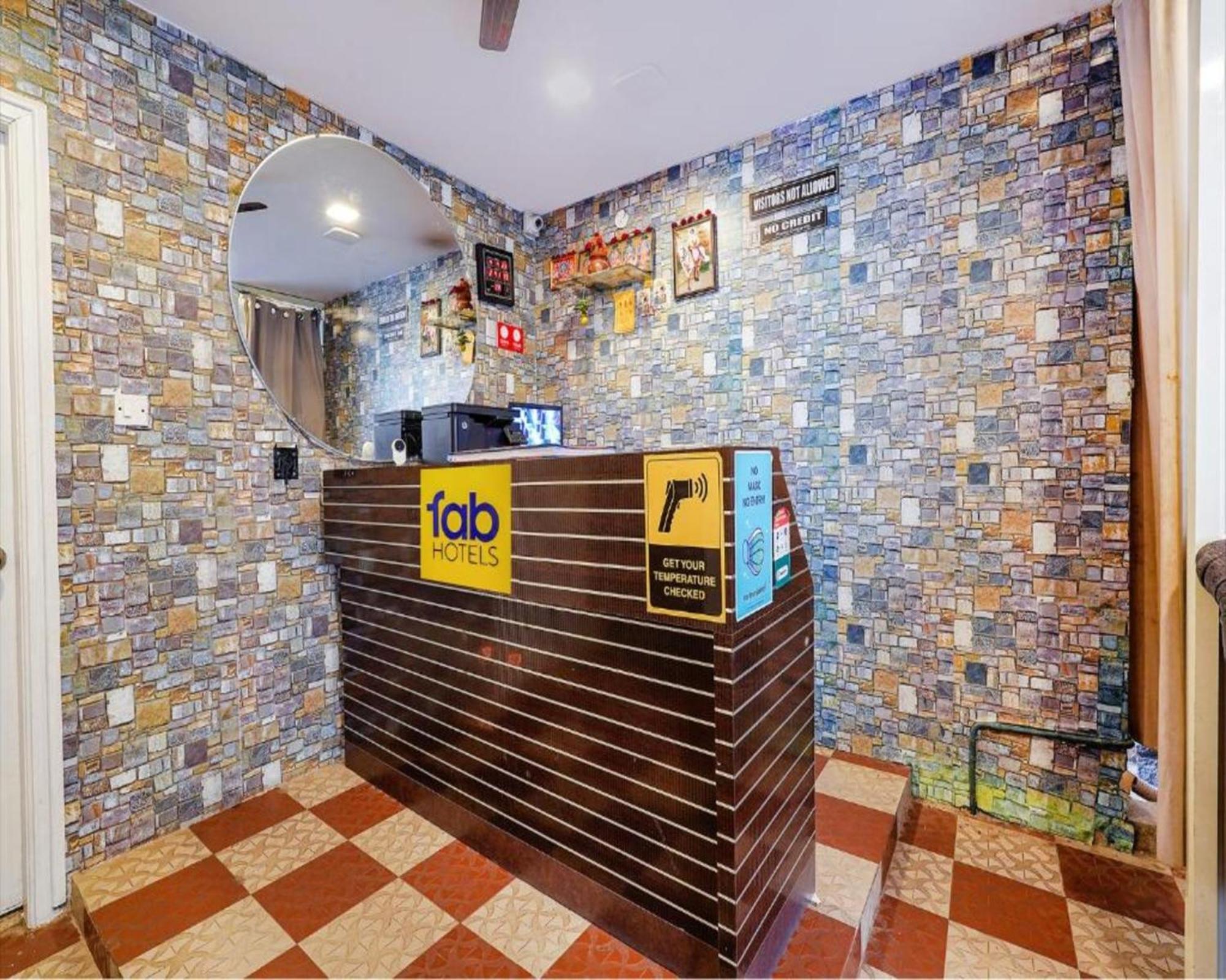 Fabexpress Kings Suites I Bangalore Exterior photo