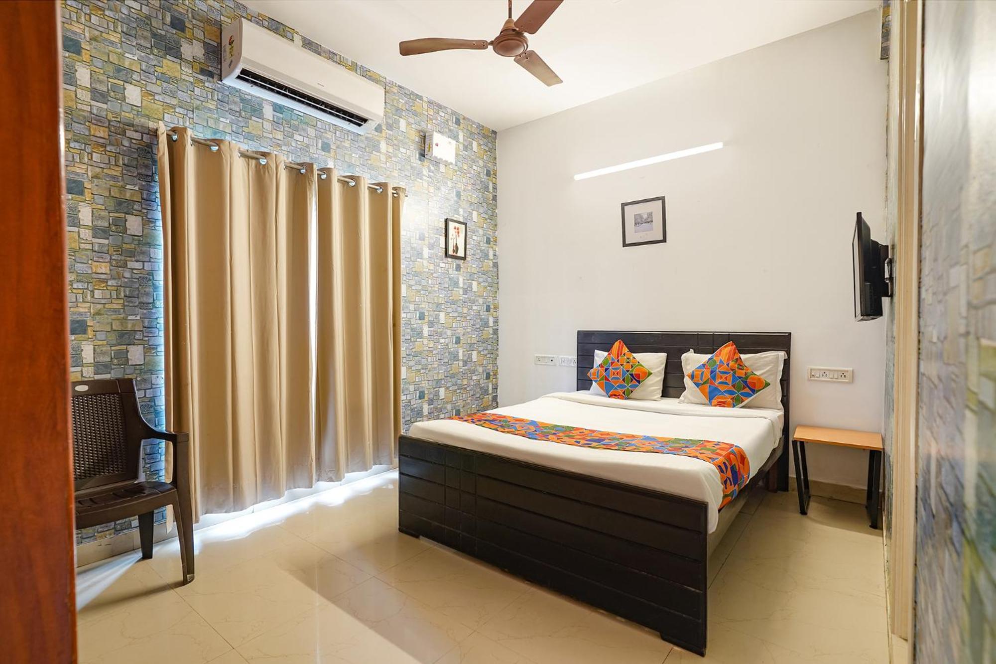 Fabexpress Kings Suites I Bangalore Exterior photo