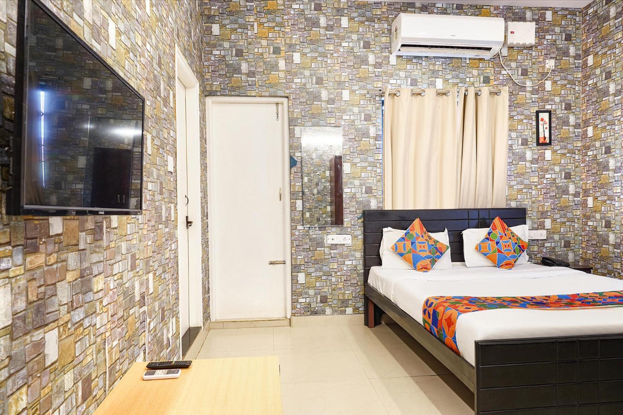 Fabexpress Kings Suites I Bangalore Exterior photo